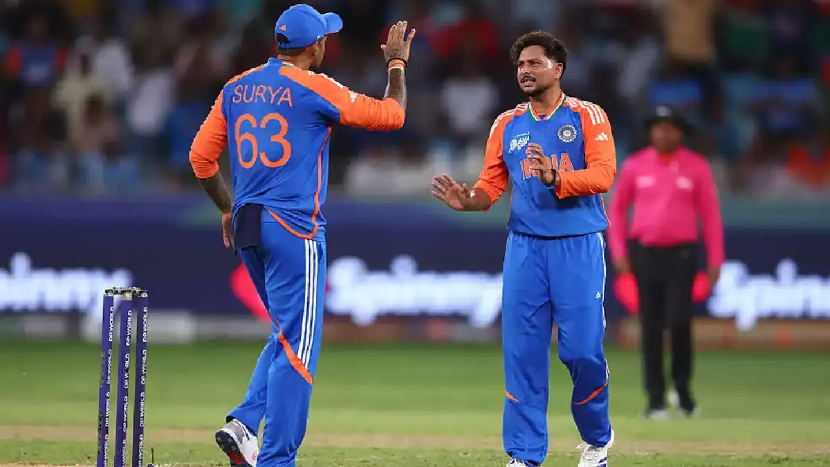 Kuldeep Yadav UAE vs India मैच में गेंदबाज़ी करते हुए, 13 गेंदों में 4 विकेट लिए ©BCCI